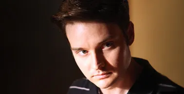 steve-newlin-scratches