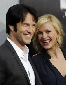 anna-paquin-stephen-moyer-true-blood2-premiere2