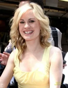 normal_anna-paquin_100