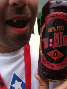 true_blood_comic_con-drink