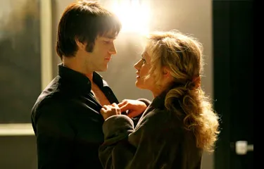 true_blood_new_season_2_photos_bill_and_sookie2