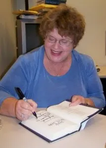 charlaine-harris-signing