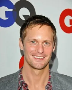 Alexander-Skarsgard-GQ-Awards