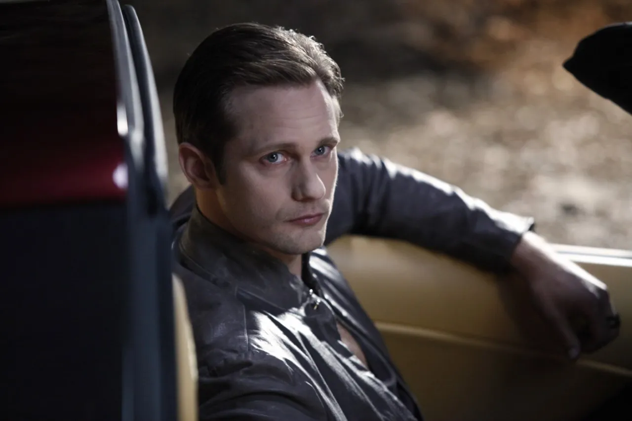 TRUE-BLOOD-Season-3-Alexander-Skarsgard.