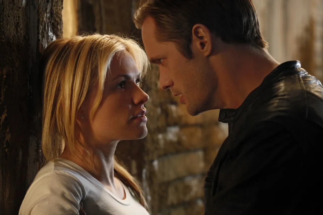 TRUE-BLOOD-Season-3-Anna-Paquin-Alexander-Skarsgard.