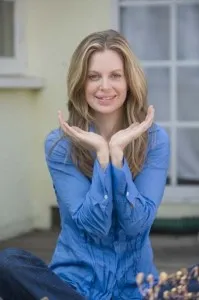 Kristin Bauer van Straten True Blood Pam making Tails for Whales sign