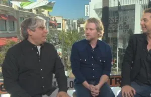 Todd Lowe (Terry Bellefleur) appears on Extra.com & talks about HBO's True Blood Season 6
