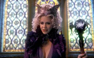 Kristin Bauer van Straten to return as Maleficent in ABC's Once Upon a Time